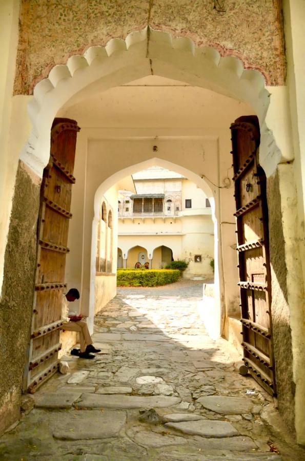 Fort Barli - A 16Th Century Castle Exterior foto