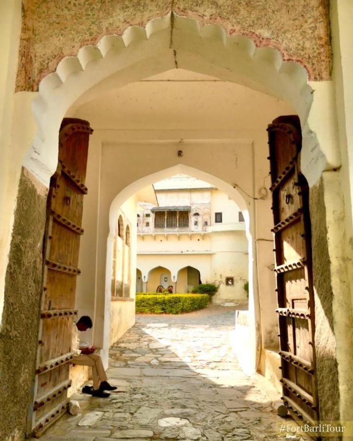 Fort Barli - A 16Th Century Castle Exterior foto