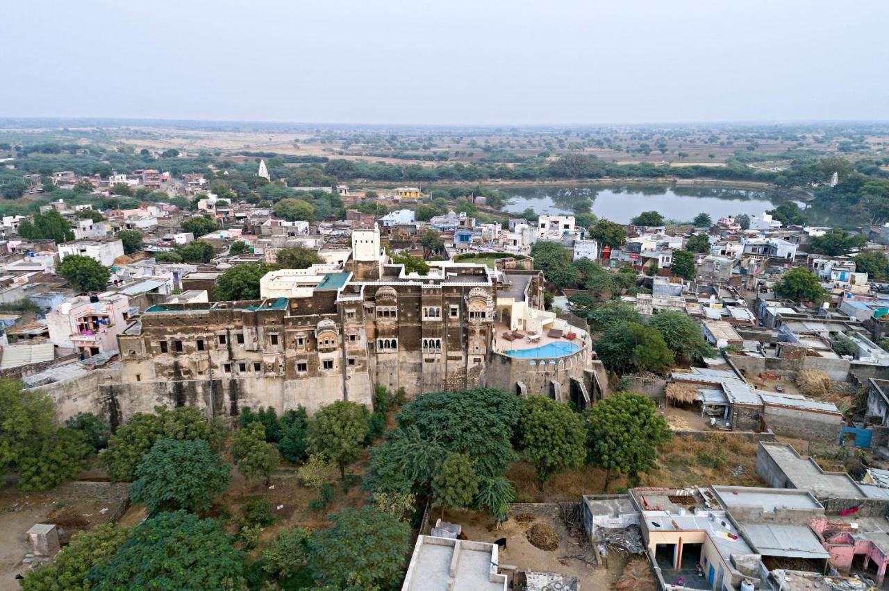 Fort Barli - A 16Th Century Castle Exterior foto